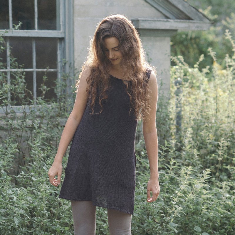 quince-co-raven-melissa-labarre-knitting-pattern-sparrow-5-sq_1024x1024