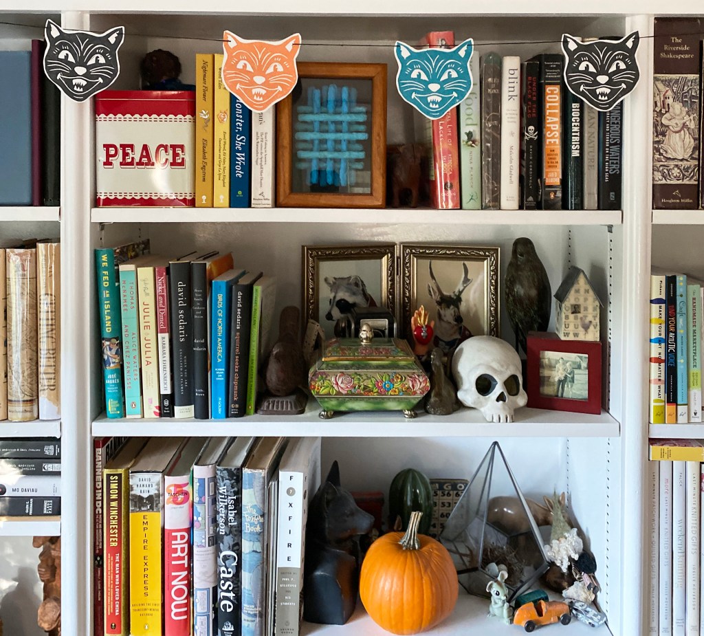 Halloween Cat Bunting spans about seven feet... perfect for our built-in book shelves.